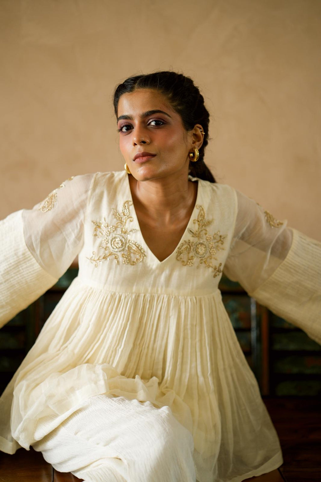 Meera set